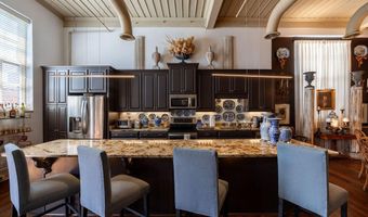 505 2nd St 301, Macon, GA 31201