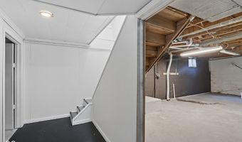 402 W Banta Rd, Indianapolis, IN 46217