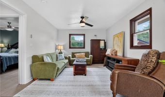 6784 Grandview Dr, Andover, OH 44003