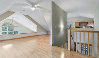 1342 Stagecoach Trl S, Afton, MN 55001