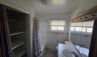 721 ARAPAHO St, Cheyenne, WY 82009