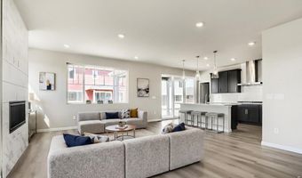 202 Sugar Beet Ln, Berthoud, CO 80513