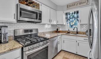 13 B Emerald Dr B, Barnegat, NJ 08005