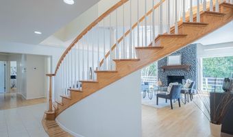 175 Tamarack Dr, Aptos, CA 95003