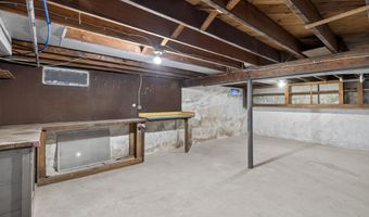46 N Cliff St, Ansonia, CT 06401