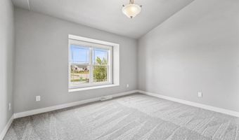 3487 E RUBYRED Dr, Appleton, WI 54913