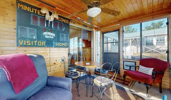 10 S Oakwood Shoreline Dr, Bruce, SD 57220