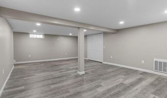 74 Leslie St, Cranston, RI 02910