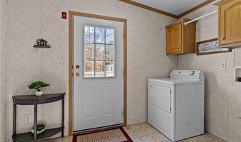 7 Giovanni Rose Ct, Coventry, RI 02816