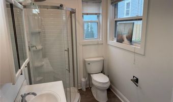 9 Ann St 2, Newport, RI 02840