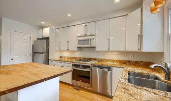209 SCOTT St, Baltimore, MD 21230