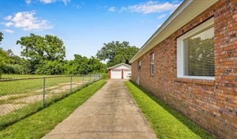 172 Hoxie St, Biloxi, MS 39530