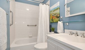 68 Main St, Acton, MA 01720