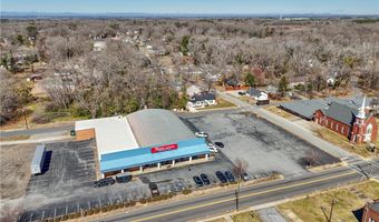122 Saluda St, Belton, SC 29627