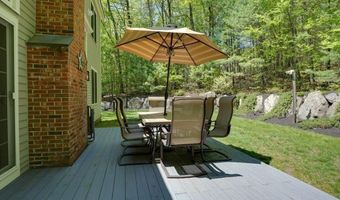 11 Quail Run, Bolton, MA 01740