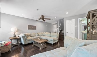 32 MARINA Dr, Bayonne, NJ 07002