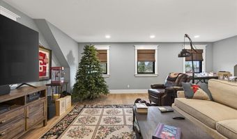 16 Blacks Lndg, Belfast, ME 04915