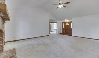 8644 Rahke Rd, Indianapolis, IN 46217