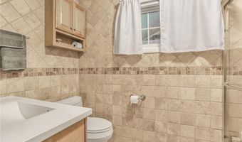 20440 147th St, Basehor, KS 66007