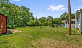 157 Flat Rock Ln, Aberdeen, NC 28315