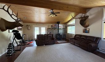 190 Meadow Rd, Challis, ID 83226