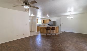 208 SWIRE HEIGHTS Dr, Aztec, NM 87410
