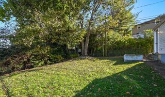 109 5th St, Aurora, IN 47001