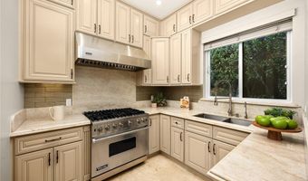 1740 N Santa Anita Ave, Arcadia, CA 91006