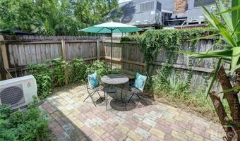 530 E Gordon Ln, Savannah, GA 31401