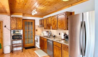 427 Van Roen Rd, Utica, NY 13502