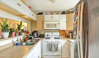 25 Sharon St 1, Cranston, RI 02910