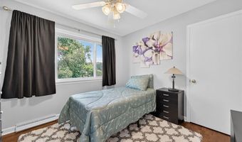 234 St Marys Dr, Ballwin, MO 63021