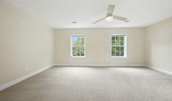 2134 S LOWELL St, Arlington, VA 22204