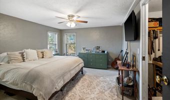 253 Aero Ln, Bigfork, MT 59911