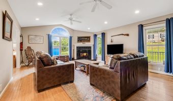 14 H G Buckner Meadows Rd, Alexander, NC 28701