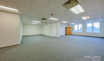 124 College Street Unit 3Rd Floor 3Rd Floor, Asheville, NC 28801