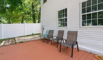 129 Simmonsville Ave, Johnston, RI 02919