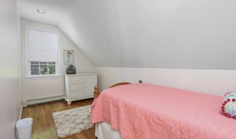 15 Bay View Rd, Barnstable, MA 02630