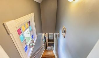 803 Jones Dr, Ann Arbor, MI 48105