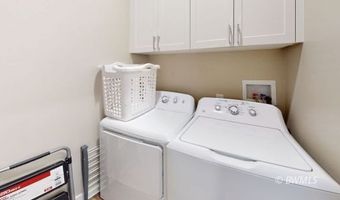 1015 E Canyon Dr, Big Water, UT 84741