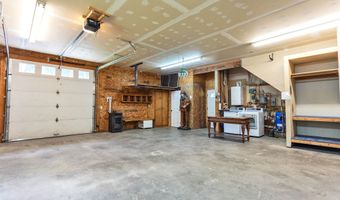 394 Meany Rd, Charlestown, NH 03603