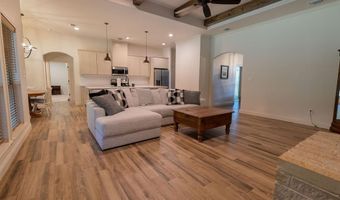 1013 Churchill Ln, Millsap, TX 76066