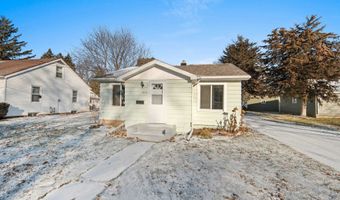 1514 W COMMERICAL St, Appleton, WI 54914