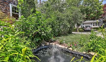 135 Foote St, Barrington, RI 02806