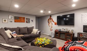 W5724 JOCHMANN Drive, Appleton, WI 54915