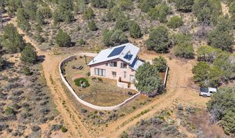 77 North Rd, Carson, NM 87517