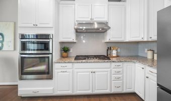 2794 Ashcombe Dr, Ann Arbor, MI 48105