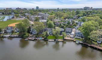 7 Sunset Dr, Asbury Park, NJ 07712