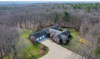 208 Tourtellot Hill Rd, Glocester, RI 02814