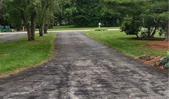 1648 Highland Ln, Ashtabula, OH 44004